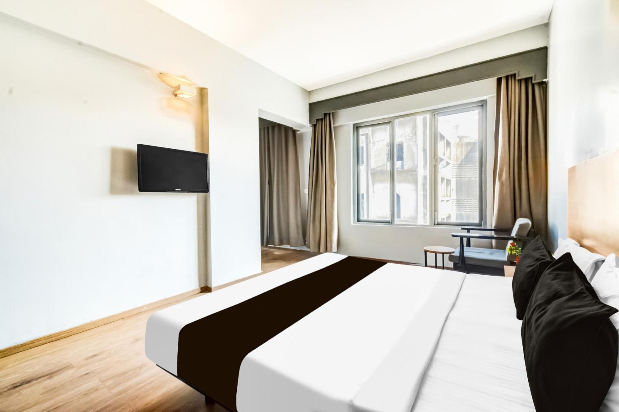 Hotel Super Townhouse Lakdikapul Hyderabad Exterior foto